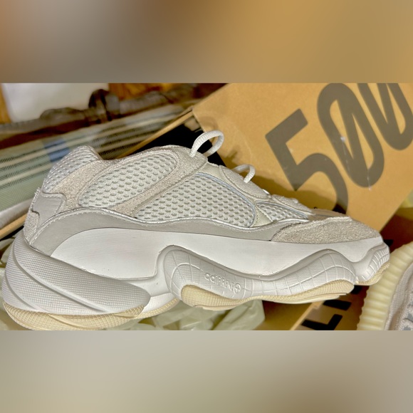 Adidas Yeezy 500 sneaker size 11 NWT bone white